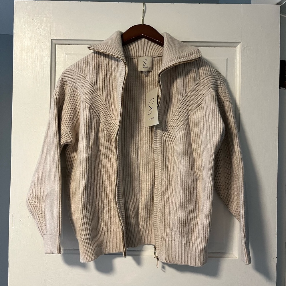 Winter-White Zip-Up Sioni Sweater